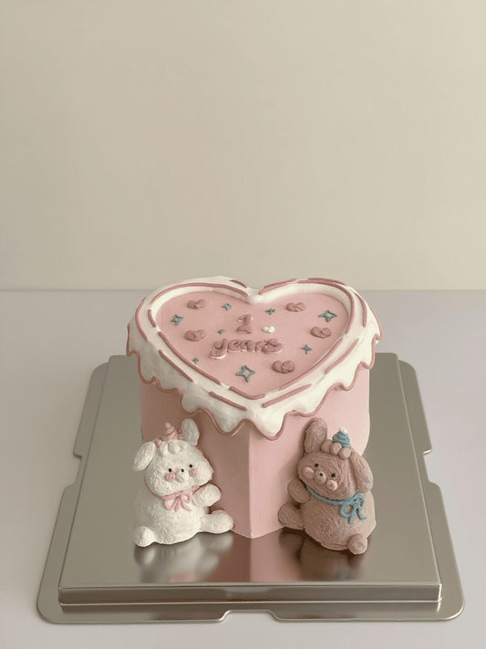 Hug Me Bear Cake