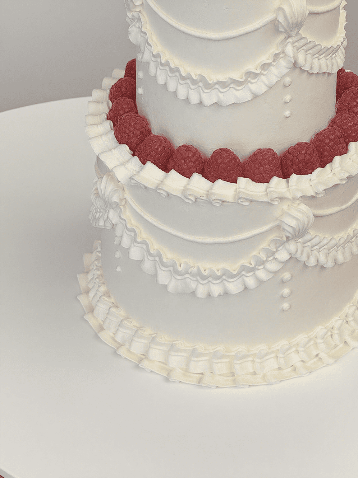 Twin Berries Cake β 2-Tier Vintage Raspberry Cream Cake