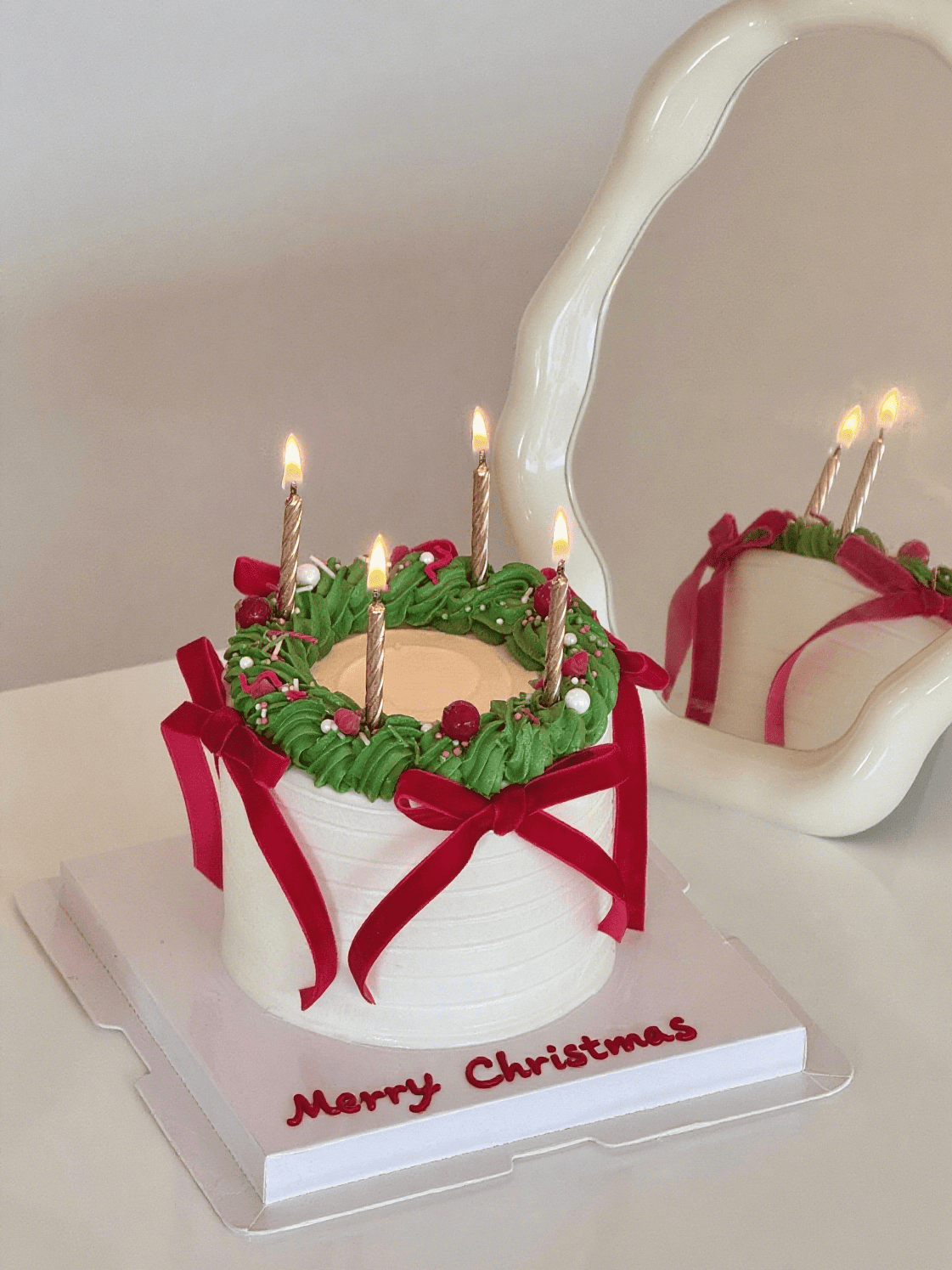 Christmas Wreath Cake