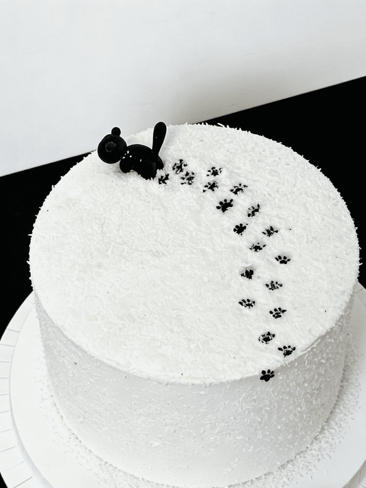 Snowy Cat Paw Print Cake