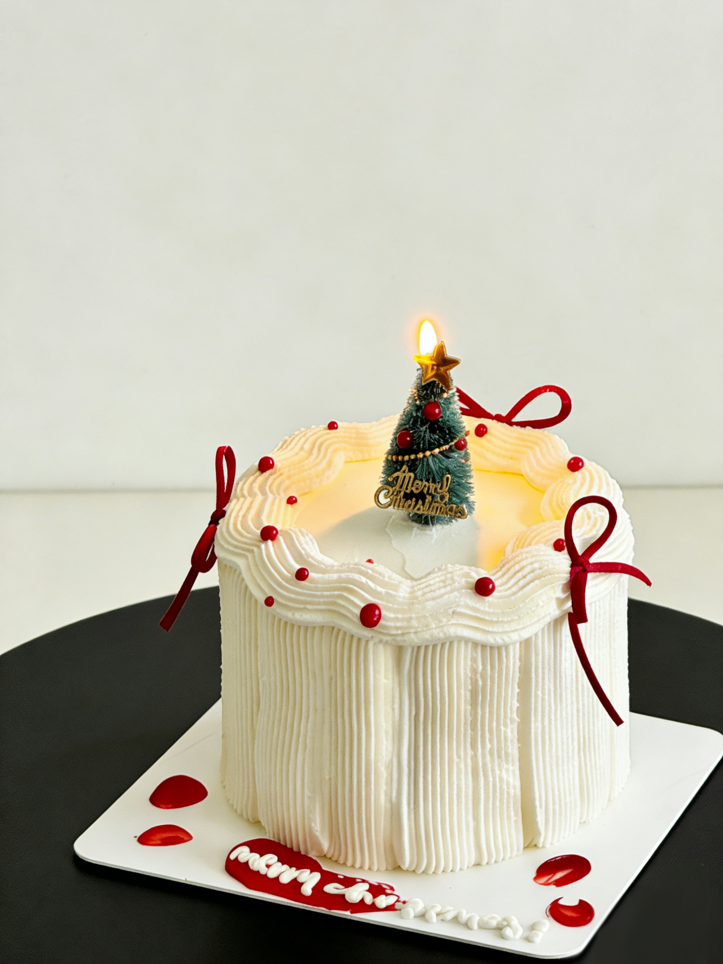 Christmas Candle Snow Crown Cake