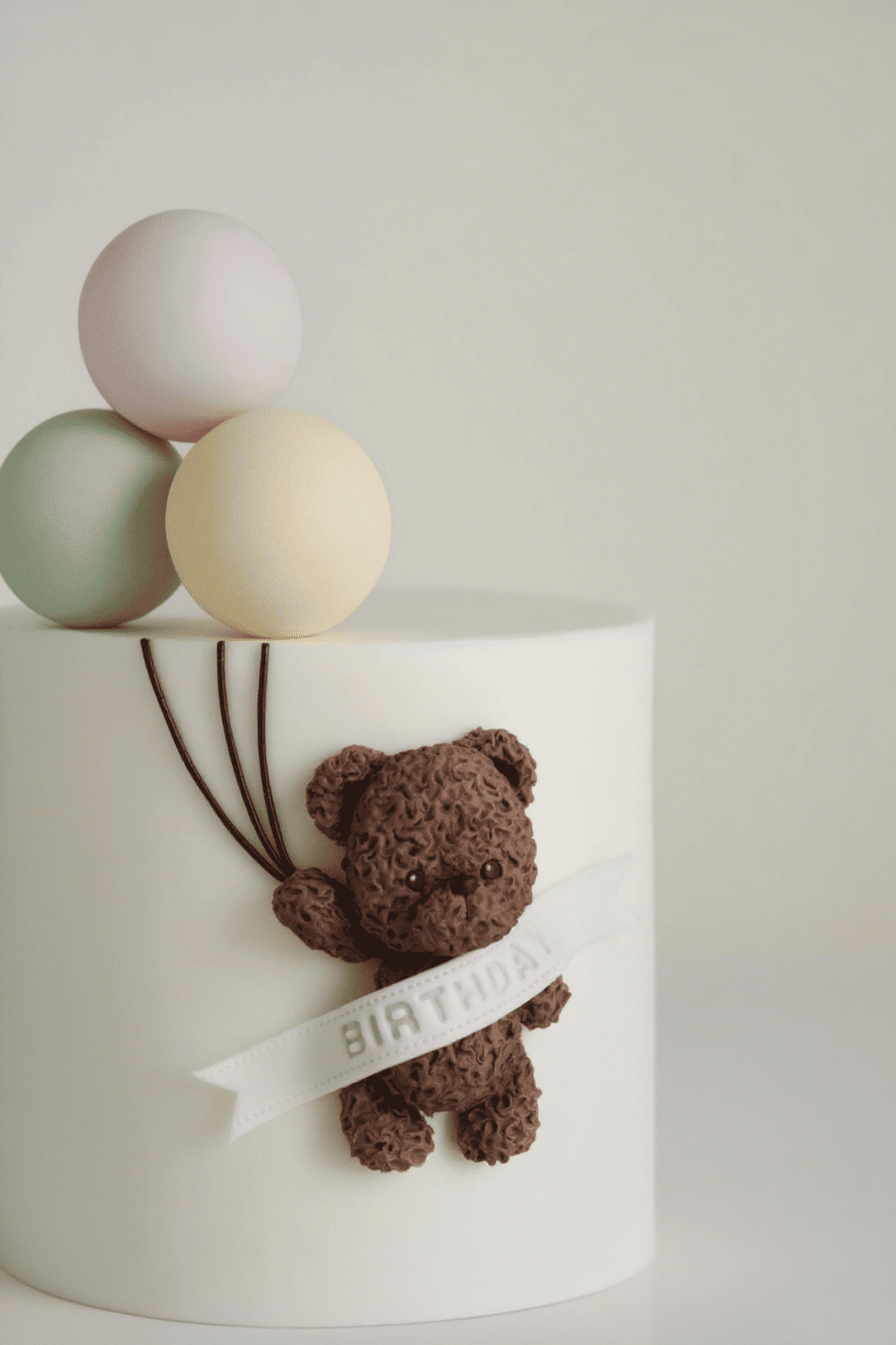 Balloon Bear Cake