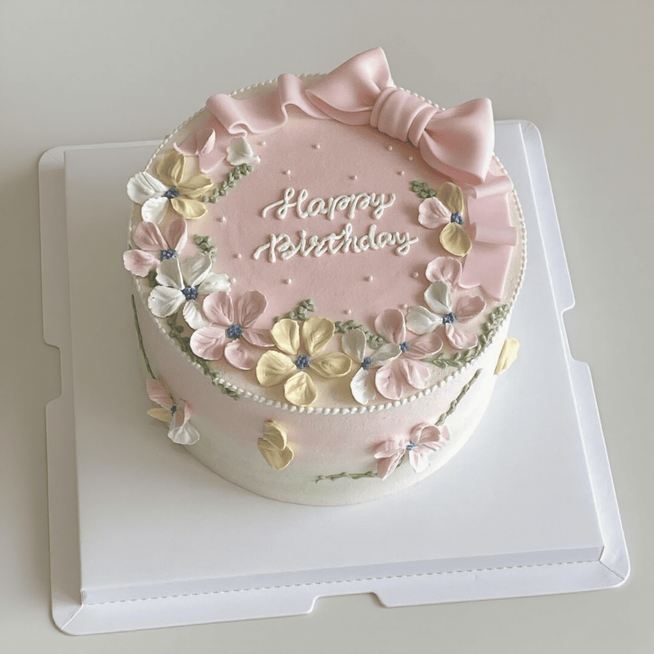 Simple Bow Cake