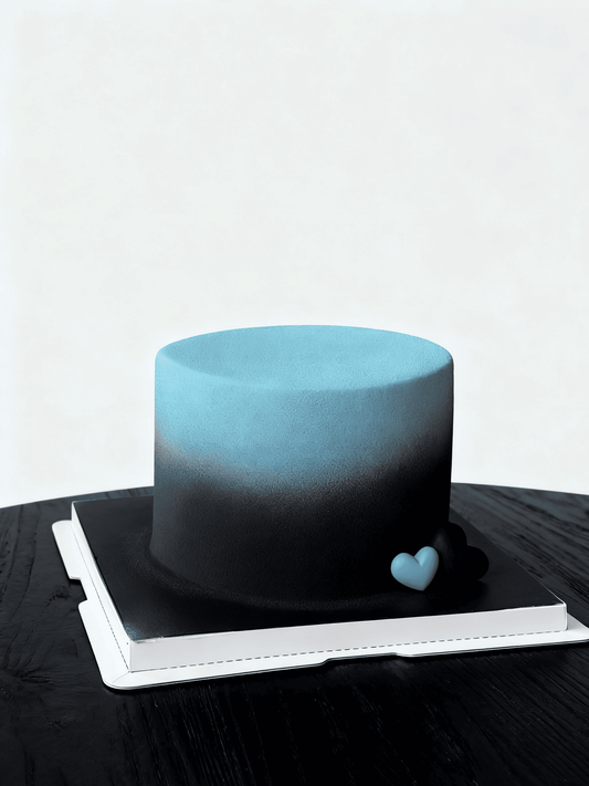 Black & Blue Velvet Spray Cake
